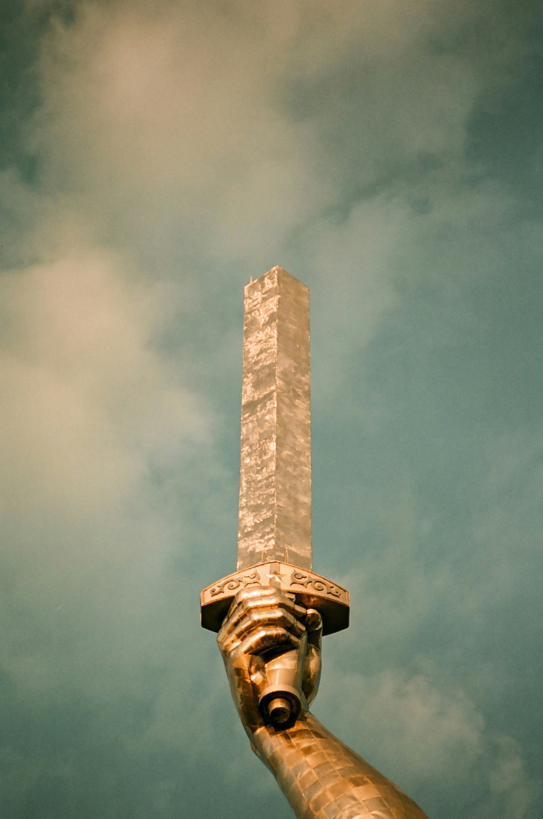 valeria-kodra-h2gifiu5txa-unsplash.jpg